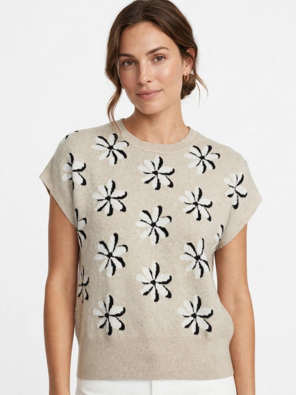 TRUTH by Republic Beige Floral Daisy Sweater S/P